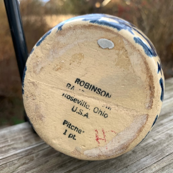 Robinson Spongeware 1 Pint Pitcher - Picture 4 of 8